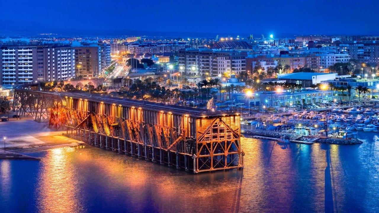 Almeria City Center Екстериор снимка
